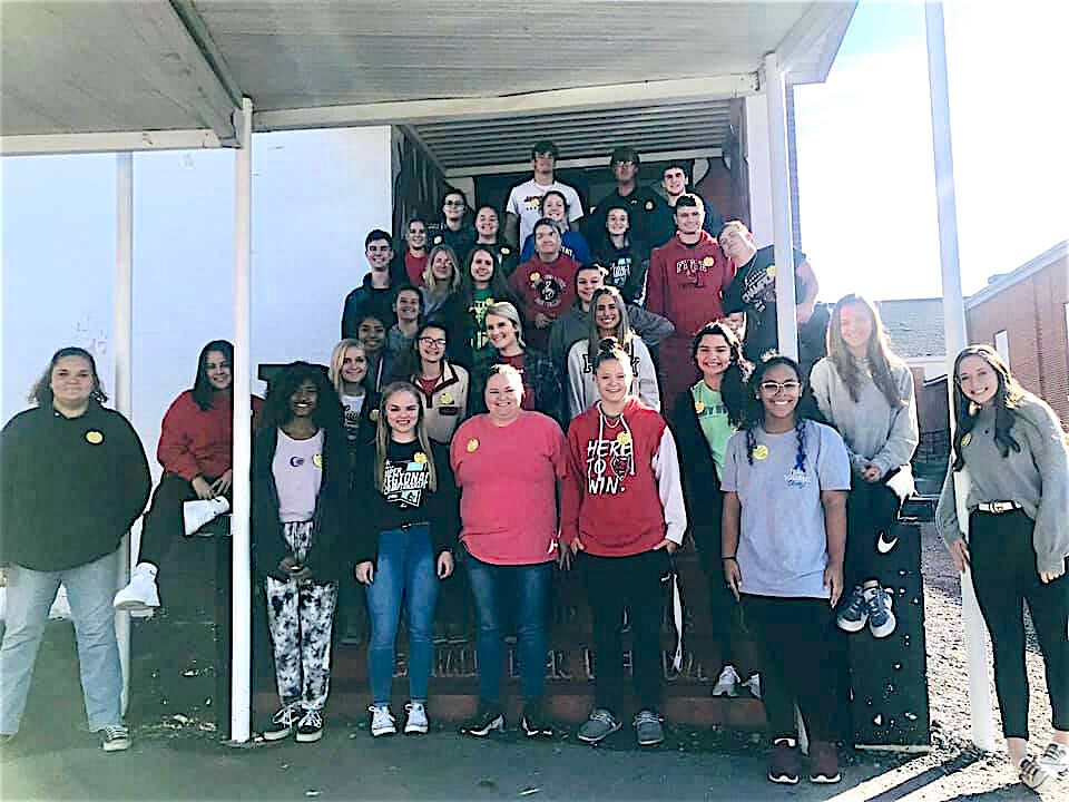 Fyffe sees 38 students apply for college in one week